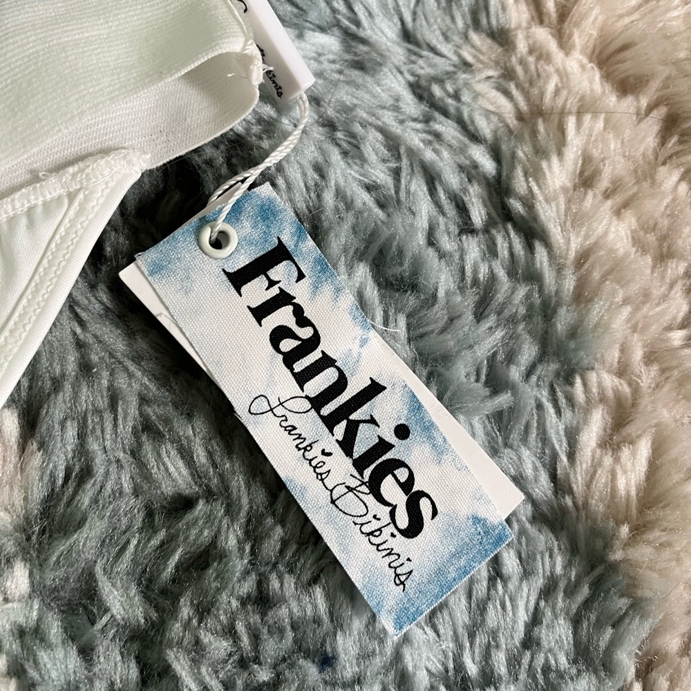 🆕 Frankie’s Bikinis Drew White Ribbed Swim Bottoms - Picture 10 of 10